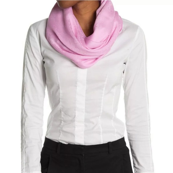 Gucci Rose Pink Guccissima Shawl/Wrap - Picture 6 of 15